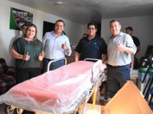 El Gobierno Municipal de San Martín Texmelucan entregó nuevo equipamiento especializado al Heroico Cuerpo de Bomberos y al área de Servicios Prehospitalarios. La medida fortalece la capacidad de respuesta ante emergencias y brinda mayor protección al personal operativo.