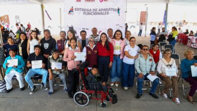 Durante una nueva edición del programa "Miércoles del Pueblo", el Ayuntamiento de San Pedro Cholula, encabezado por la presidenta municipal Tonantzin Fernández, realizó la entrega directa de aparatos funcionales