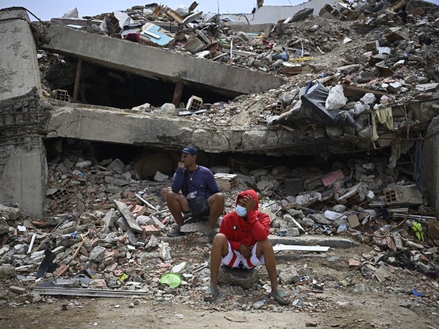 A pocos días de cumplirse un mes de los devastadores terremotos de magnitud 7.2 y 7.5 que azotaron a Venezuela, la cifra de víctimas mortales continúa en aumento.