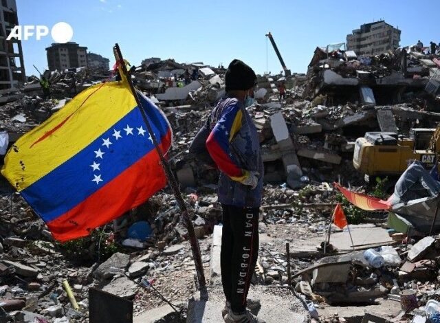La Organización de las Naciones Unidas (ONU) hizo un llamado internacional de emergencia este miércoles para recaudar 296 millones de dólares, una cifra destinada a financiar las operaciones de asistencia tras los devastadores terremotos que azotaron