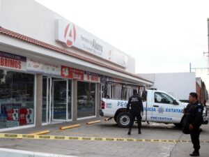 Ola de asaltos violentos azota farmacias al sur de Puebla