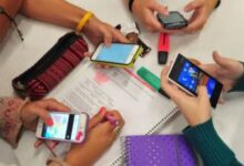 El Congreso de Sinaloa aprobó regular el uso de teléfonos celulares y dispositivos digitales en las escuelas de educación básica y media superior de la entidad. La medida busca resguardar el desarrollo integral y el aprendizaje de los alumnos sin eliminar por completo la tecnología de las aulas.