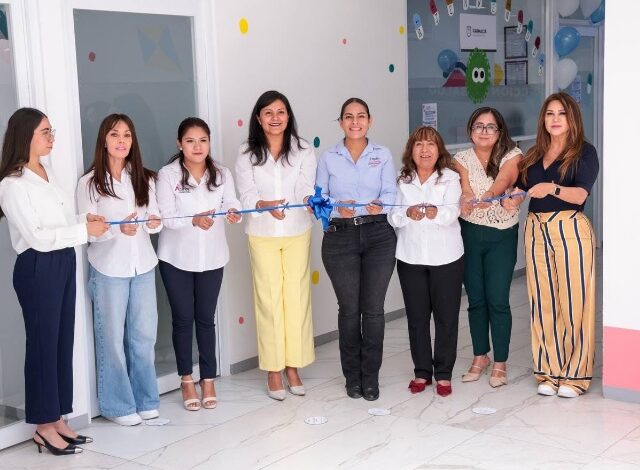 Con el objetivo de fortalecer el acceso a la salud y apoyar la economía de las familias locales, la presidenta municipal, Lupita Cuautle, inauguró la nueva Farmacia del Sistema Municipal DIF “Abriendo Puertas a la Salud”