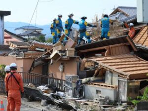 Un devastador terremoto de magnitud 7.1 en el suroeste de Japón dejó al menos 28 muertos esta semana, según confirmó el Gobierno nipón en su más reciente informe oficial.