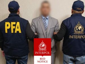 En un operativo relámpago que sacudió el exclusivo barrio de Puerto Madero, fuerzas federales argentinas y agencias de inteligencia capturaron al ciudadano mexicano Rodolfo Junior Aguirre Covarrubias