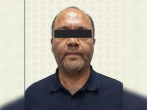 Un sacerdote de la Ciudad de México, identificado como Enrique “N”, fue detenido y vinculado a proceso tras ser acusado del delito de pederastia en contra de una adolescente de 17 años.