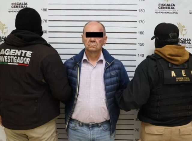 El empresario Rafael N., conocido como el "Tirador de la Atlixcáyotl", continuará en prisión preventiva justificada, según lo determinó un juez de control durante la primera audiencia celebrada en la Casa de Justicia del Poder Judicial del Estado