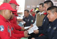 El gobernador Alejandro Armenta Mier refrendó su respaldo al Heroico Cuerpo de Bomberos del Estado al anunciar la construcción de 400 viviendas destinadas a sus integrantes y a personal de seguridad.