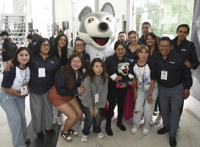 La rectora Lilia Cedillo Ramírez supervisó el arranque de las inscripciones de nuevo ingreso para licenciatura en la Arena BUAP, un proceso que recibirá a cerca de 23 mil nuevos estudiantes para los periodos Otoño 2026 y Primavera 2027.