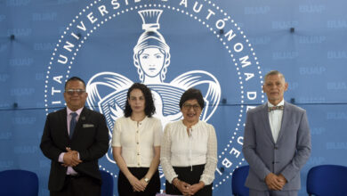 La rectora de la BUAP, Lilia Cedillo Ramírez, encabezó el Segundo Informe de Labores del Bachillerato 5 de Mayo, donde resaltó la consolidación y el prestigio de esta unidad académica.