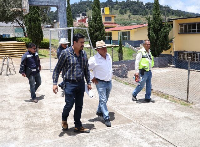 Por instrucción del gobernador Alejandro Armenta Mier, el Comité Administrador Poblano para la Construcción de Espacios Educativos (CAPCEE) supervisa la rehabilitación integral de planteles en la Sierra Norte de Puebla
