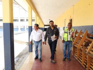 Por instrucción del gobernador Alejandro Armenta Mier, el Comité Administrador Poblano para la Construcción de Espacios Educativos (CAPCEE) supervisa la rehabilitación integral de planteles en la Sierra Norte de Puebla