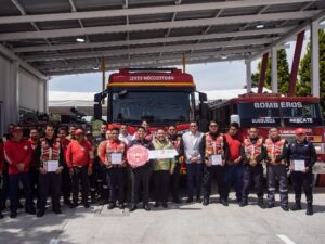 Omar Muñoz Alfaro, presidente municipal de Cuautlancingo, inauguró la nueva estación de bomberos de la localidad.
