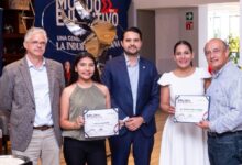 La presidenta municipal de San Andrés Cholula, Lupita Cuautle, presentó la nueva Ventanilla Digital de Inversiones ante el Consejo Directivo de CANACINTRA Puebla