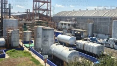 La Fiscalía General de la República (FGR) asestó un duro golpe a las redes del crimen organizado tras desmantelar cuatro centros clandestinos de procesamiento de hidrocarburos en San Luis Potosí, Hidalgo y Morelos