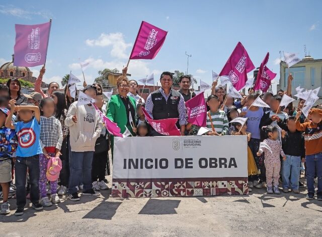 El presidente municipal de Cuautlancingo, Omar Muñoz dio el banderazo de inicio para la construcción del Parque de las Infancias