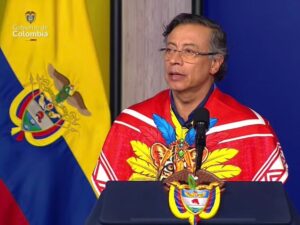 El presidente saliente de Colombia, Gustavo Petro, encendió la alarma nacional este lunes al denunciar un supuesto fraude en las recientes elecciones presidenciales y advertir que la llegada al poder del mandatario electo