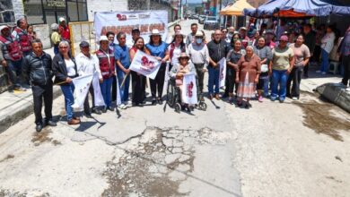 La presidenta municipal de San Pedro Cholula, Tonantzin Fernández, dio el banderazo de inicio a la rehabilitación integral de la calle 25 Poniente