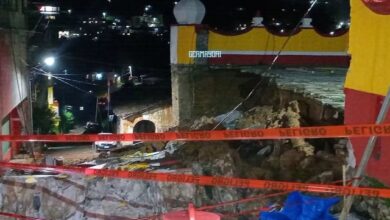 El colapso de aproximadamente 200 metros de la barda perimetral de la iglesia de Zoquitlán provocó la indignación de vecinos y feligreses.