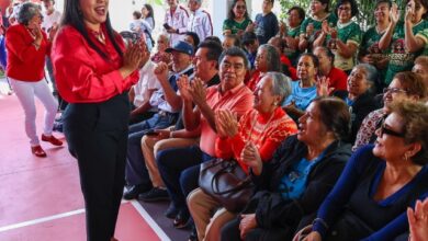 La alcaldesa Tonantzin Fernández y el DIF Municipal de San Pedro Cholula entregaron la rehabilitación de la cancha de cachibol, jardines y áreas al aire libre de la Casa del Abue.