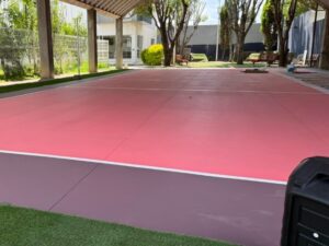 La alcaldesa Tonantzin Fernández y el DIF Municipal de San Pedro Cholula entregaron la rehabilitación de la cancha de cachibol, jardines y áreas al aire libre de la Casa del Abue.