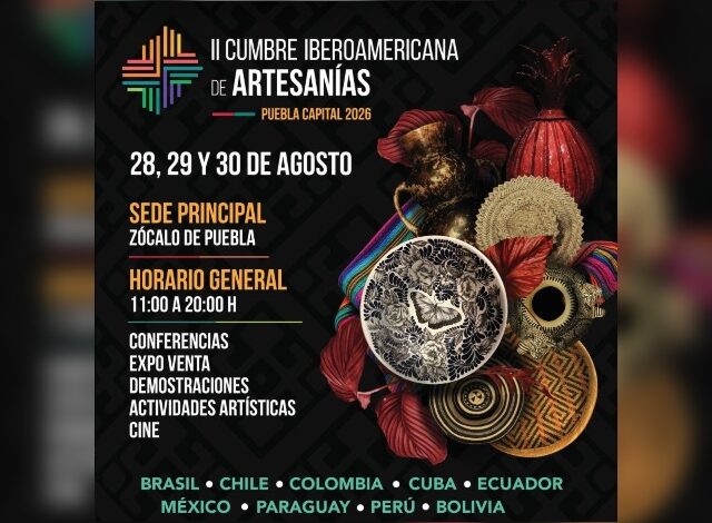 A partir de este viernes, 100 artesanos provenientes de diversos países como Brasil y Colombia se instalaron en el cruce de la calle 3 Oriente y 16 de Septiembre, en el Zócalo de Puebla, para participar en la II Cumbre Iberoamericana.