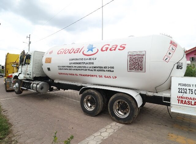 Fuerzas de seguridad de los tres niveles de gobierno catearon la tarde de este jueves 27 de agosto un predio utilizado para el almacenamiento de huachigas en San Andrés Cholula.