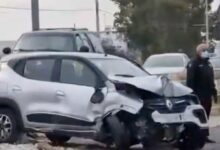 Un hombre perdió la vida durante las primeras horas de este sábado tras protagonizar un fuerte accidente vial sobre el Periférico Ecológico, en la ciudad de Puebla. El hecho generó una intensa movilización de cuerpos de emergencia y de seguridad en la zona.