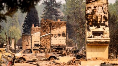 Las autoridades del condado de Spokane arrestaron este martes a un hombre acusado de provocar el mayor de los tres incendios forestales que arrasan el noreste del estado de Washington