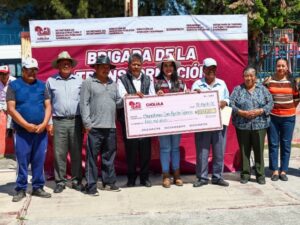 La presidenta municipal Tonantzin Fernández encabezó los trabajos de la Brigada de la Transformación en San Agustín Calvario