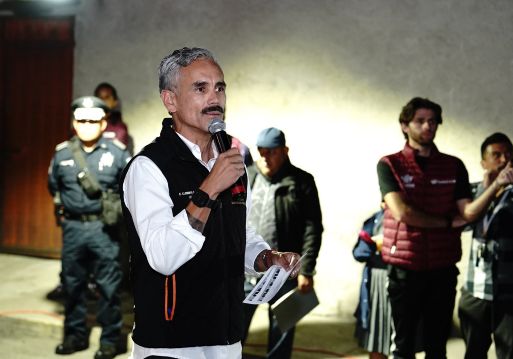 Puebla Brilla: Llegan 77 luminarias con LED en la 20 de Noviembre y La Loma
