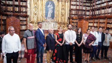 En la ciudad de Puebla, decenas de turistas nacionales e internacionales abarrotaron este sábado 5 de septiembre la Biblioteca Palafoxiana para celebrar su 380 aniversario.