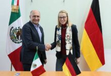 El gobierno de Puebla recibió la visita oficial de María Margarete Gosse, embajadora de la República Federal de Alemania en México, quien fue recibida por Víctor Gabriel Chedraui, titular de la Secretaría de Desarrollo Económico y Trabajo (SEDETRA).