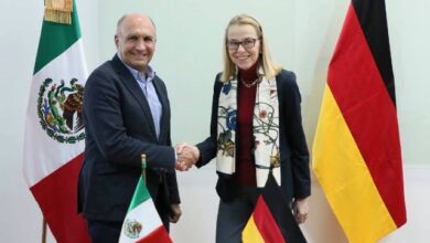 El gobierno de Puebla recibió la visita oficial de María Margarete Gosse, embajadora de la República Federal de Alemania en México, quien fue recibida por Víctor Gabriel Chedraui, titular de la Secretaría de Desarrollo Económico y Trabajo (SEDETRA).
