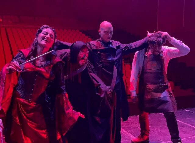 El Circo Siniestro llega a Puebla con La Invocación, un show impactante que combina terror, arte circense y teatro. Las funciones estarán disponibles del 22 de octubre al 2 de noviembre.