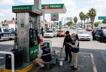 Operativo sorpresa a gasolineras en carreteras a Atlixco y Cholula para verifricar litros completos