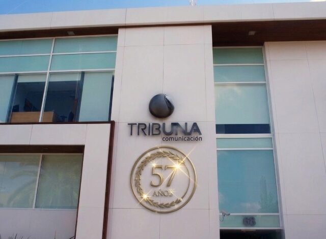 Con 57 años de trayectoria ininterrumpida, Tribuna Comunicación celebra este 31 de octubre un nuevo aniversario consolidado como pilar del periodismo en el estado. Desde su fundación bajo el liderazgo de don Enrique Montero Ponce, el medio mantiene un compromiso firme con la verdad, la objetividad y la cercanía con la sociedad poblana.