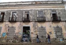 El Colegio de Ingenieros Civiles de Puebla advirtió que el 30 % de las casonas ubicadas en el Centro Histórico de la capital poblana se encuentra en riesgo y podría colapsar.