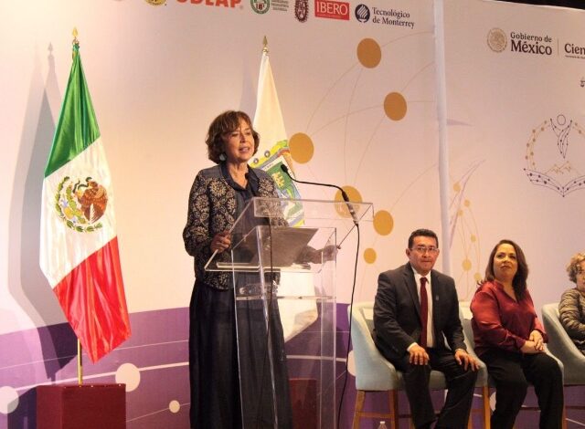 México necesita más científicos para ampliar su desarrollo. Aunque hay ciencia básica y de frontera, se requiere mayor impulso, así como una mayor presencia de mujeres, afirmó la secretaria de Ciencia, Humanidades, Tecnología e Innovación, Rosaura Ruiz Gutiérrez, durante su visita a Puebla